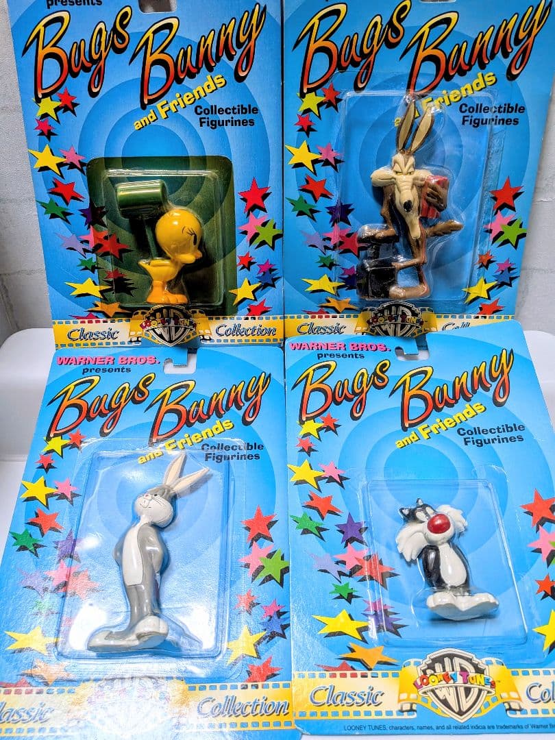 WARNER BROS ルーニーテューンズ 未開封ヴィンテージフィギュア4体！