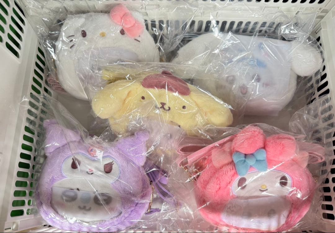 【新品未開封】サンリオ×ちいかわ　マスコット・ぬいぐるみ・ポシェット15点セット