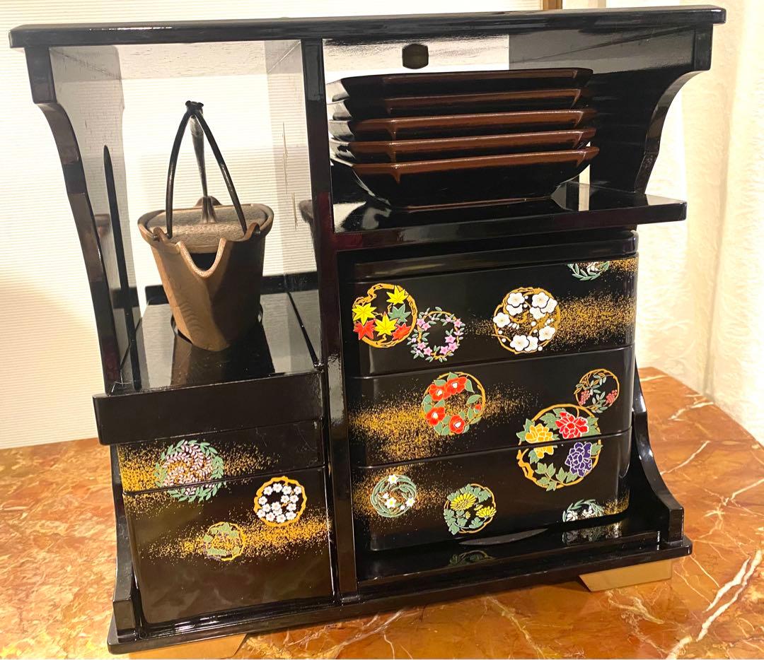 漆器 お重箱とお屠蘇セット　取皿5枚　お猪口5個