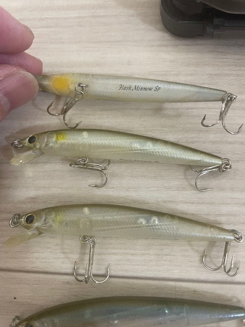 フラッシュミノー、スティッキー1、マーシュ1、ダイソルアー等セット販売