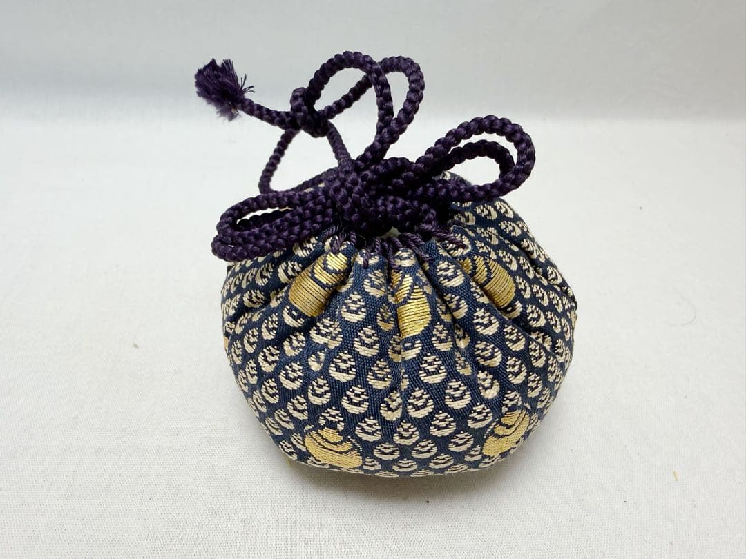 ほぼ未使用 茶道具 桐木地 茶通箱 木製 金彩蒔絵棗 大津袋 茶入 仕覆付 元箱