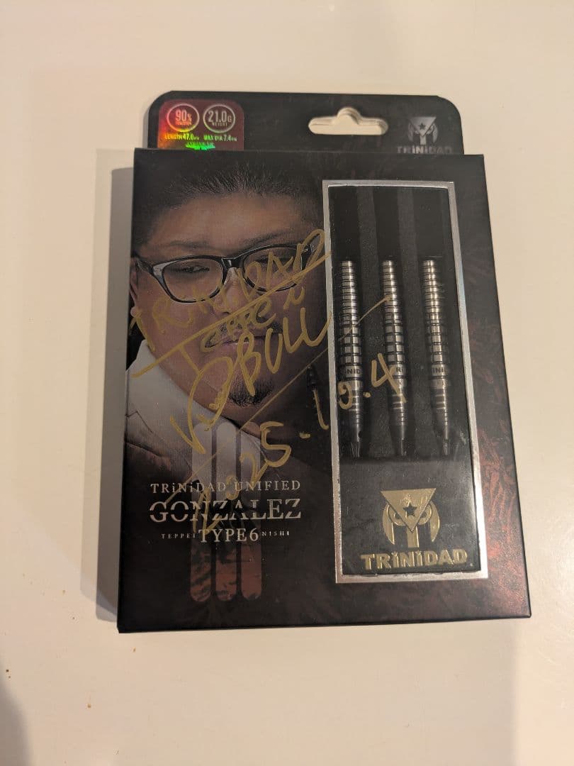 TRINIDAD Gonzalez TYPE6 サイン入りダーツ