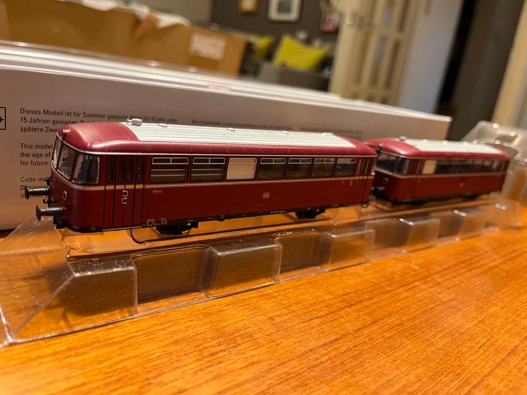 ガリさん専用　メルクリン　39978 HO レールバス　VT98.9