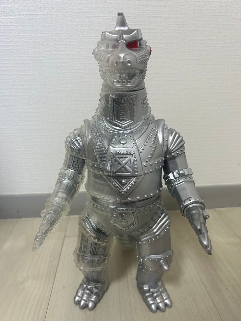 450メカゴジラ！ 半身シルバー塗装、半身内蔵メカ