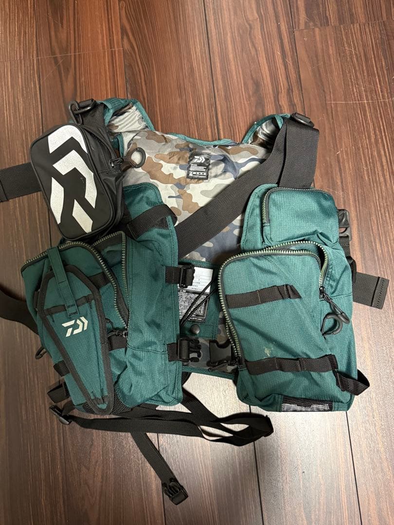 DAIWA フローティングベスト