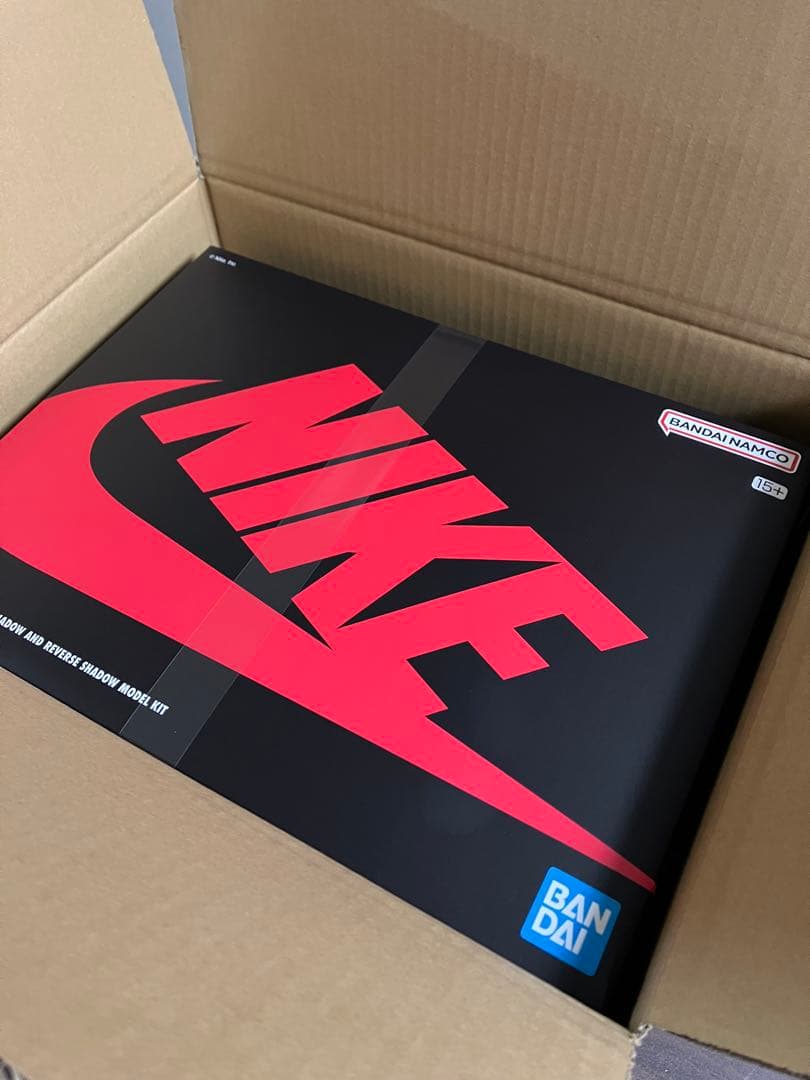 バンダイ ナイキ エアジョーダン1 ハイ 85 リバース モデル キット