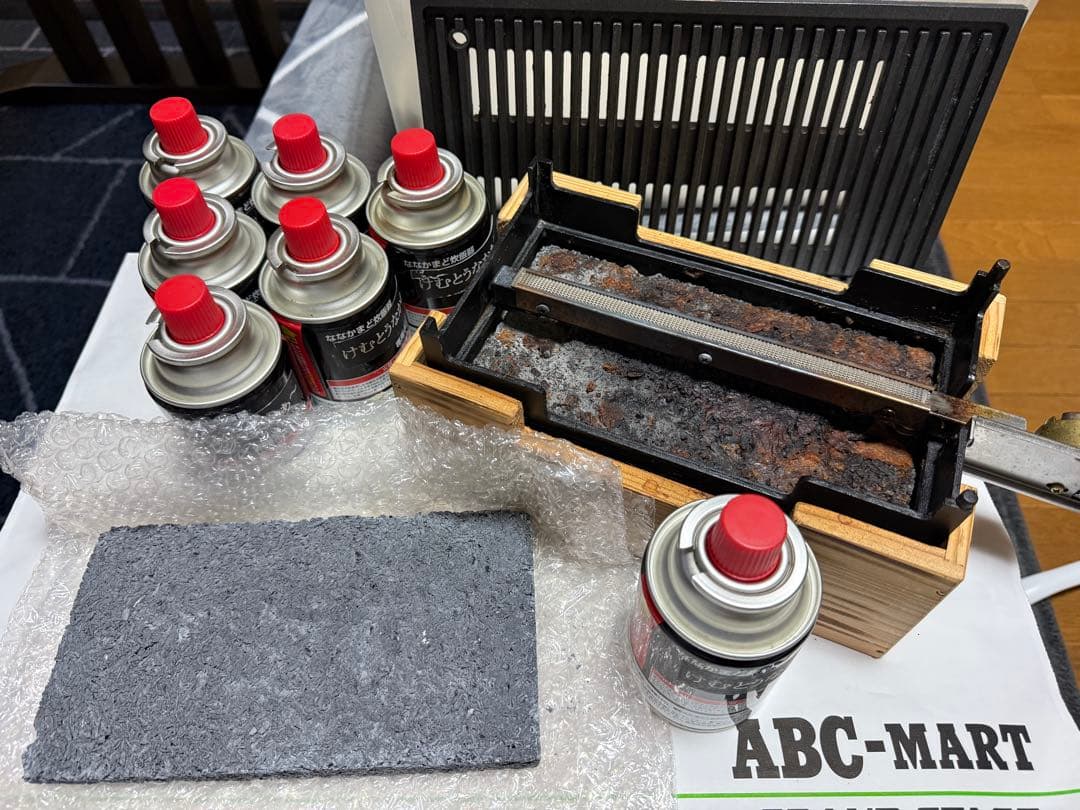 無煙コンロ けむとうなかぁ おうち焼肉 カセットボン未使用6本付き