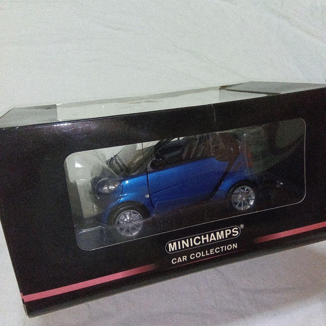 ミニチャンプス 1/18 スマート フォーツー カブリオ 2007