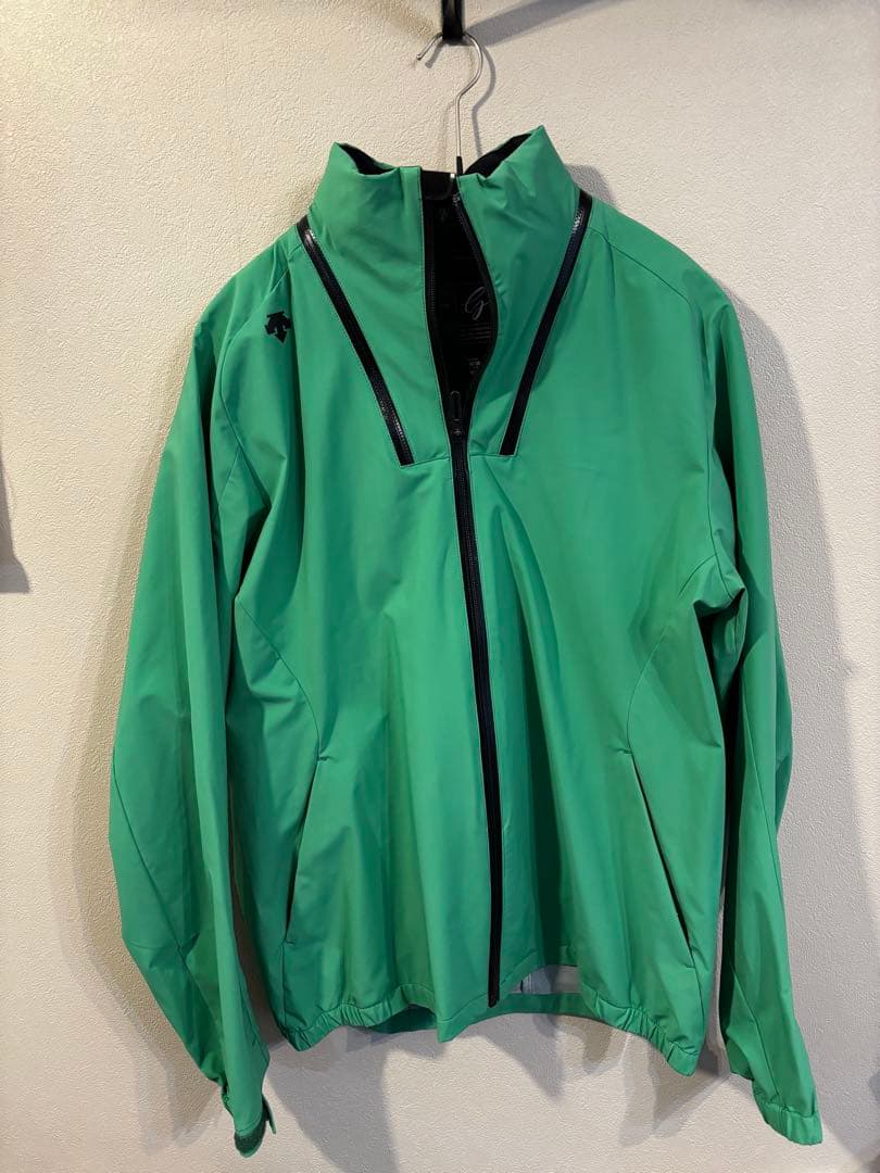 美品　DESCENTE GOLF 3レイヤー ウィンドジャケット