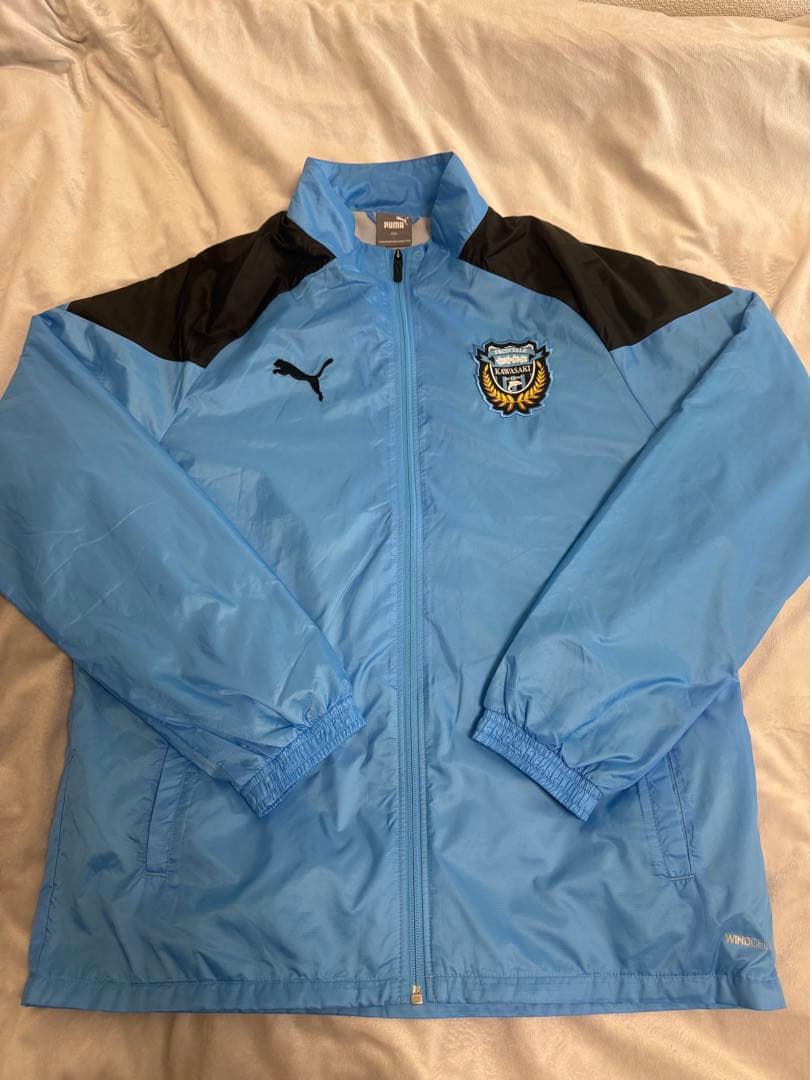 プーマ　川崎フロンターレ　ウインドブレーカー　L