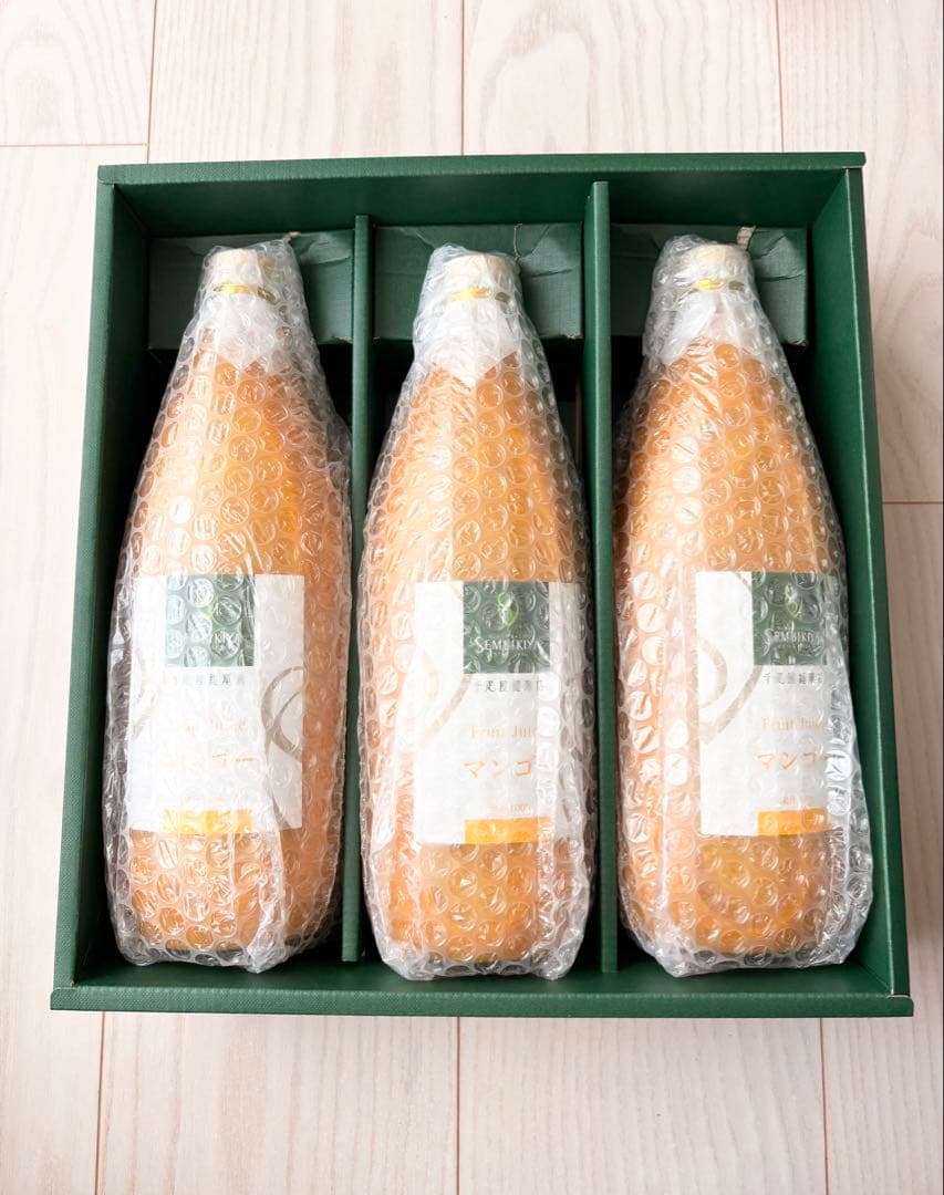 【新品未開封】千疋屋総本店 アルフォンソマンゴー 3本入り マンゴージュース