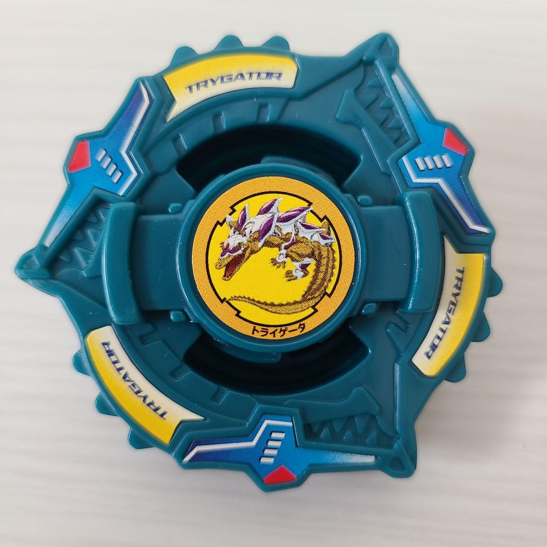 ベイブレード トライゲータ ランダムブースター９