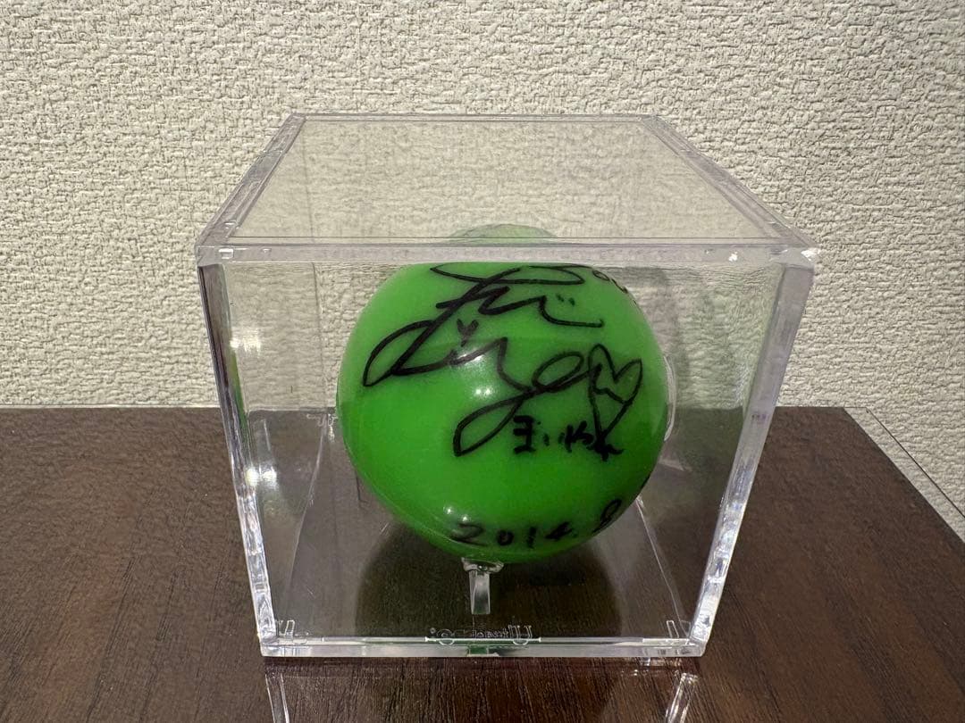 乃木坂46 白石麻衣さん サインボール