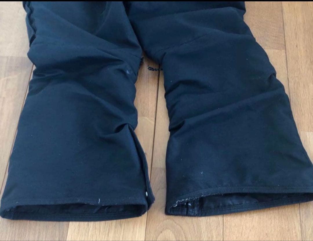 VOLCOM★スノーボードウェア&パンツセットXS　ピップパッドのおまけ付き