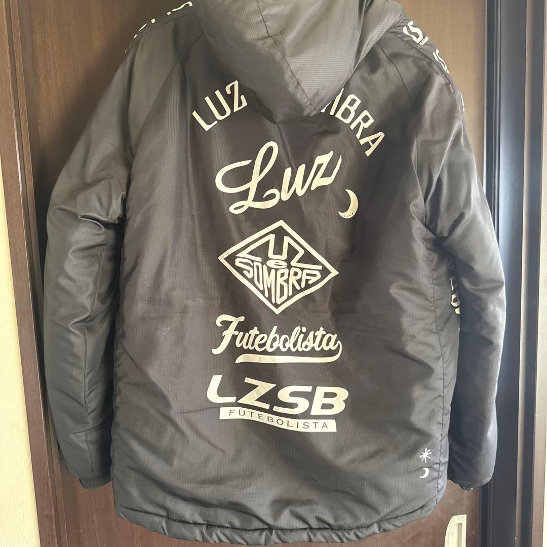 ベンチコート Lサイズ ルースイソンブラ　ダウンコート　中綿