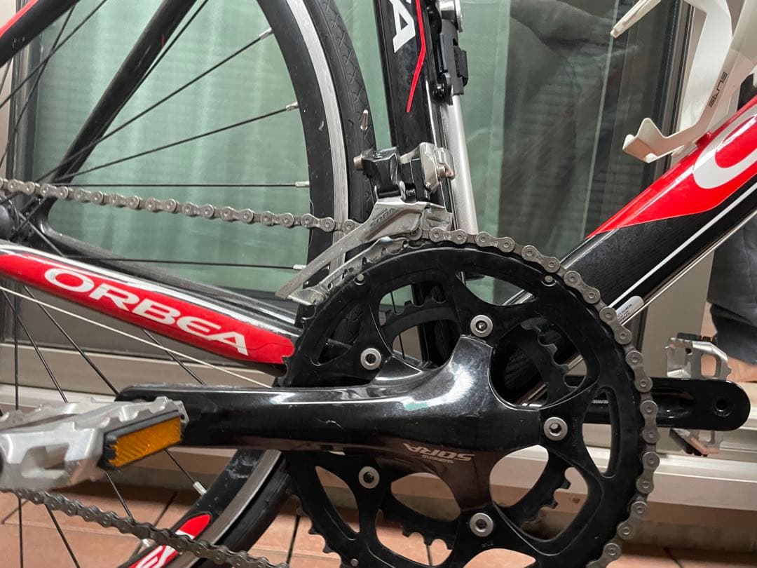 ロードバイク　エントリーモデル　AQUA sora