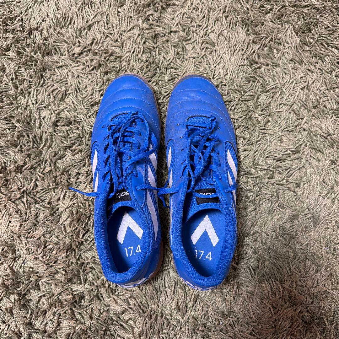 フットサルシューズ