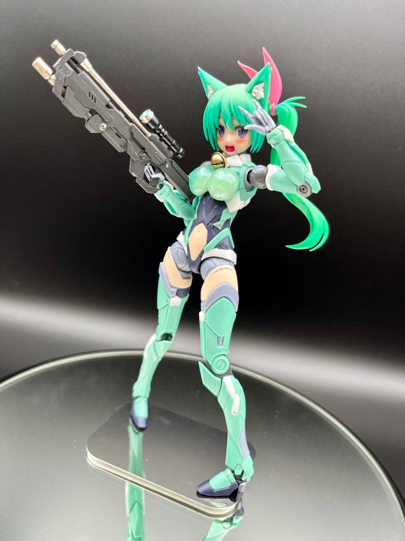 muscuto メカガデ子1.0 部分塗装&トップコート(髪の毛に破損あり)