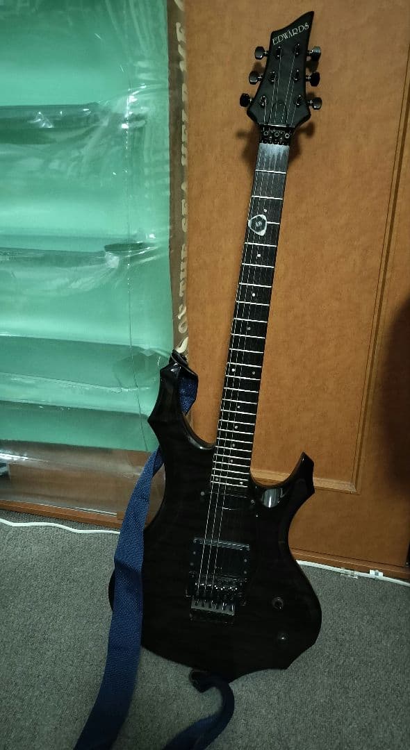 J*様 エレキギター Edwards Pierrot Aiji? ケース付