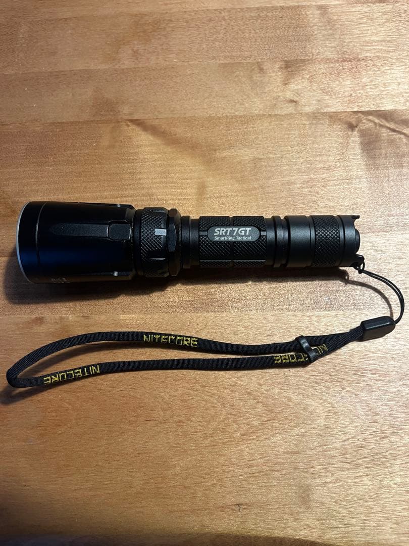 NITECORE SRT7GT 懐中電灯