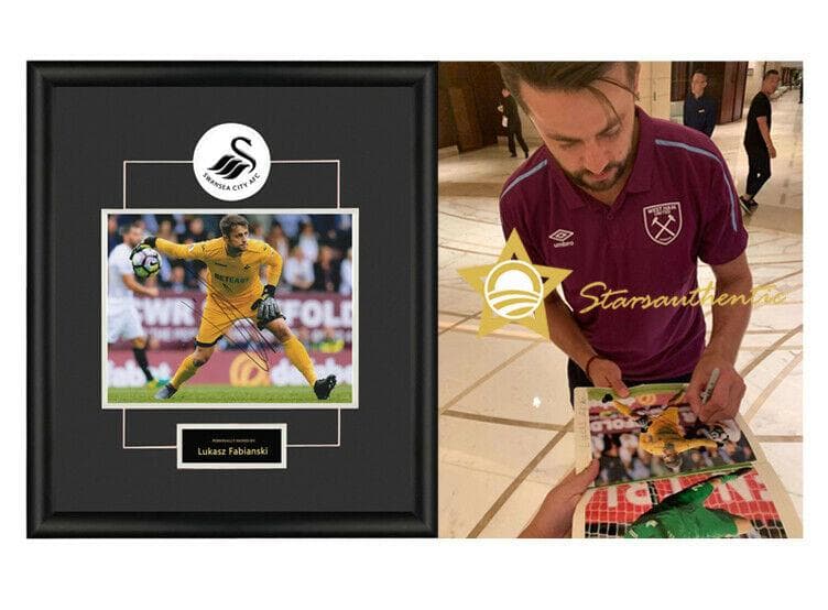 直筆サイン入り写真 ウカシュ・ファビアンスキ スウォンジー・シティ SA鑑定済