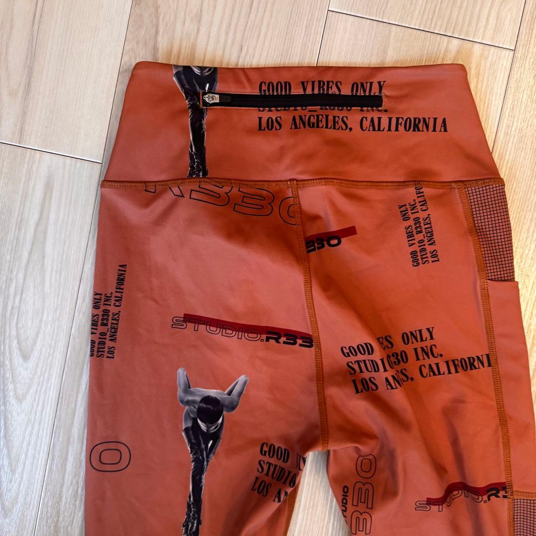 Studio R330 トレーニングブラ×レギンス セットXSサイズ