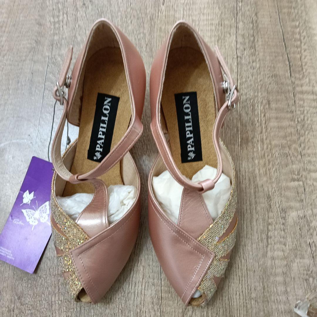 お値下げ 新品 ダンスシューズ