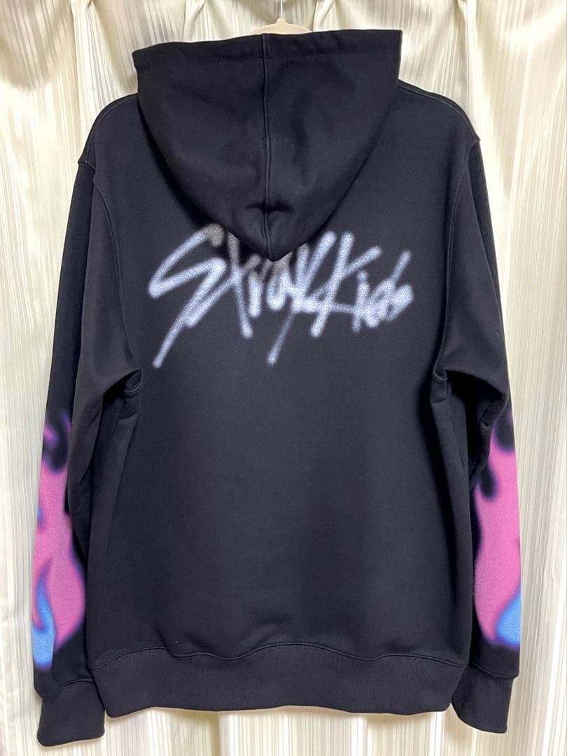 アイドル Stray Kids ZIP UP HOODIE by Bang Chan