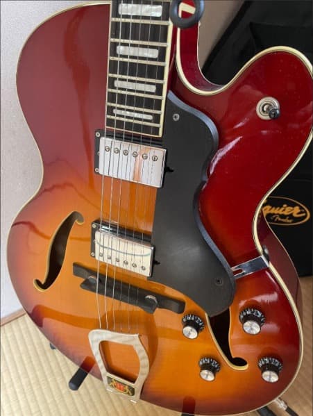 美品　希少品　Hagstrom HJ600