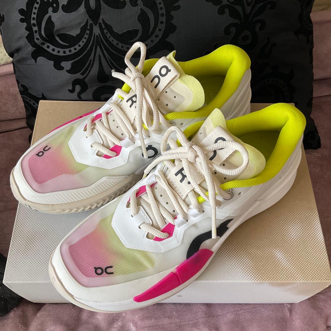 ON THE ROGER Pro2 25センチ試し履きのみ　完売品