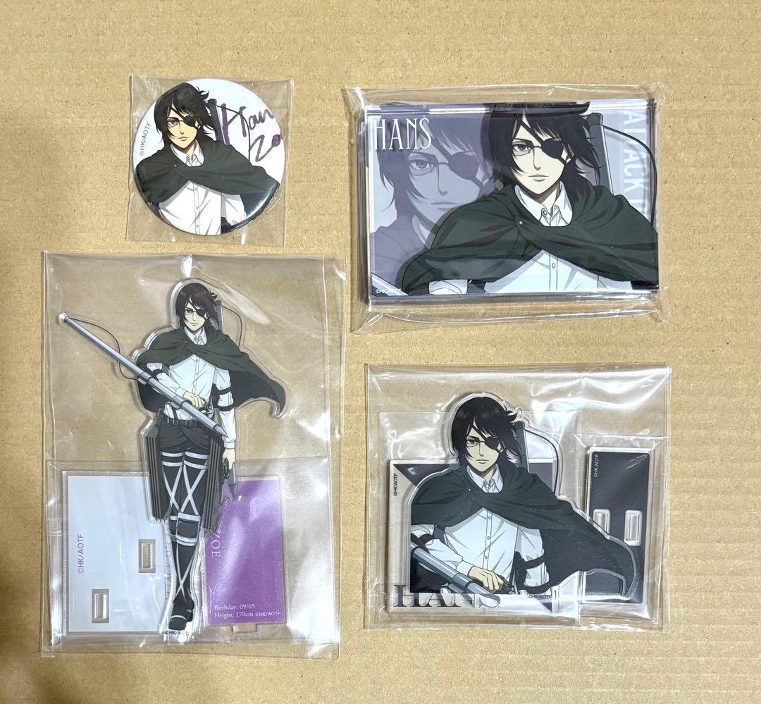 進撃の巨人　ハンジ　アクリルスタンド 缶バッジ　アクリルブロック　ベースヤード