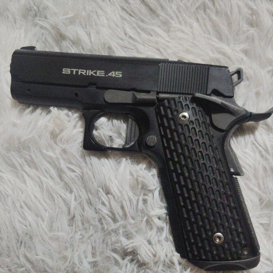 STRIKE .45 ガスガン 2マガジン付き