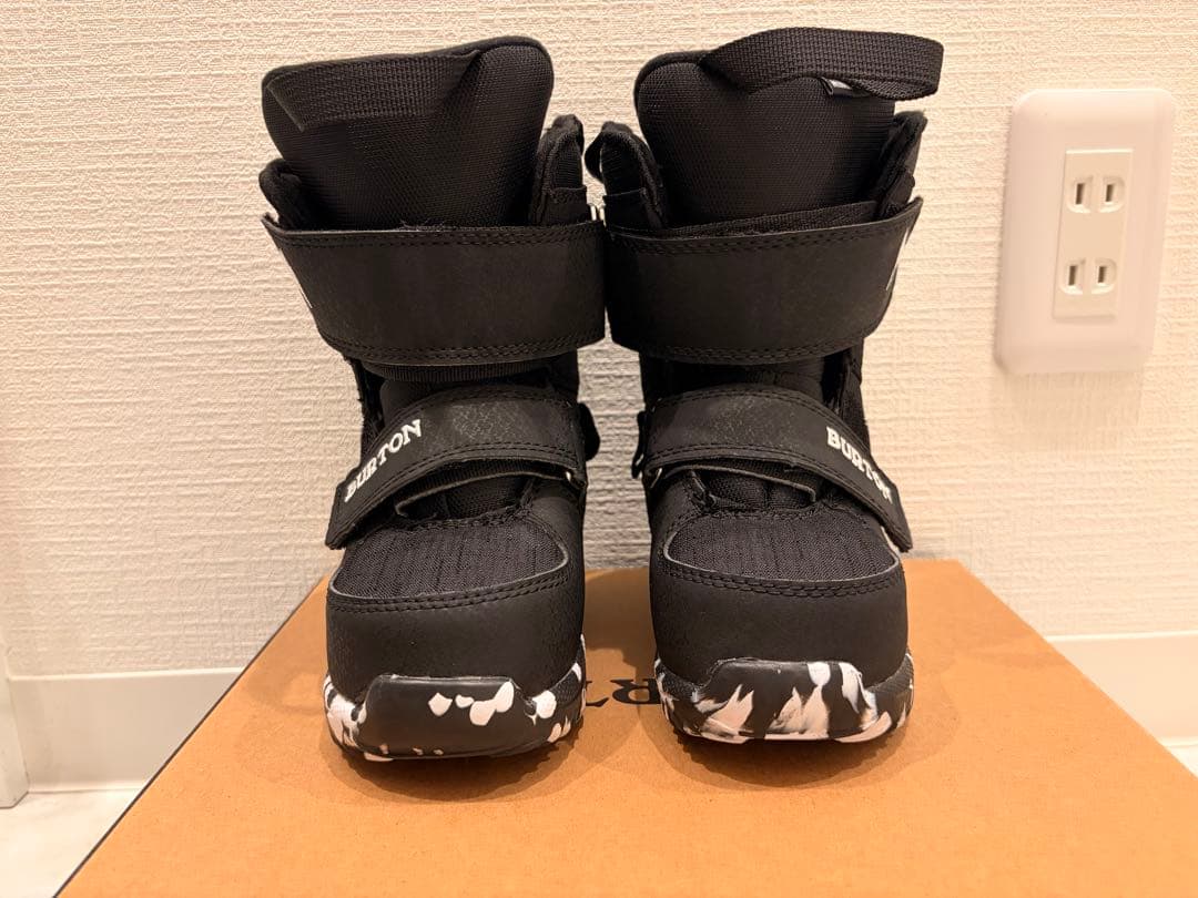 キッズ Burton ミニグロム スノーボードブーツ