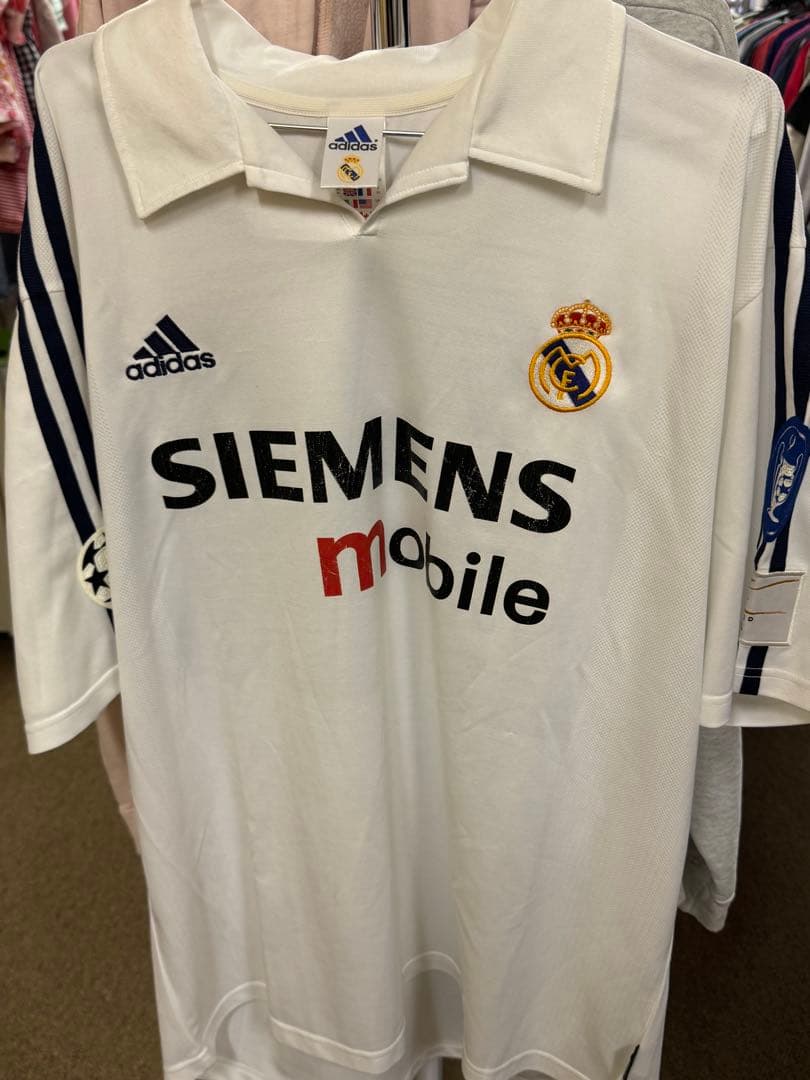 adidas Real Madrid Figo 10 シャツ