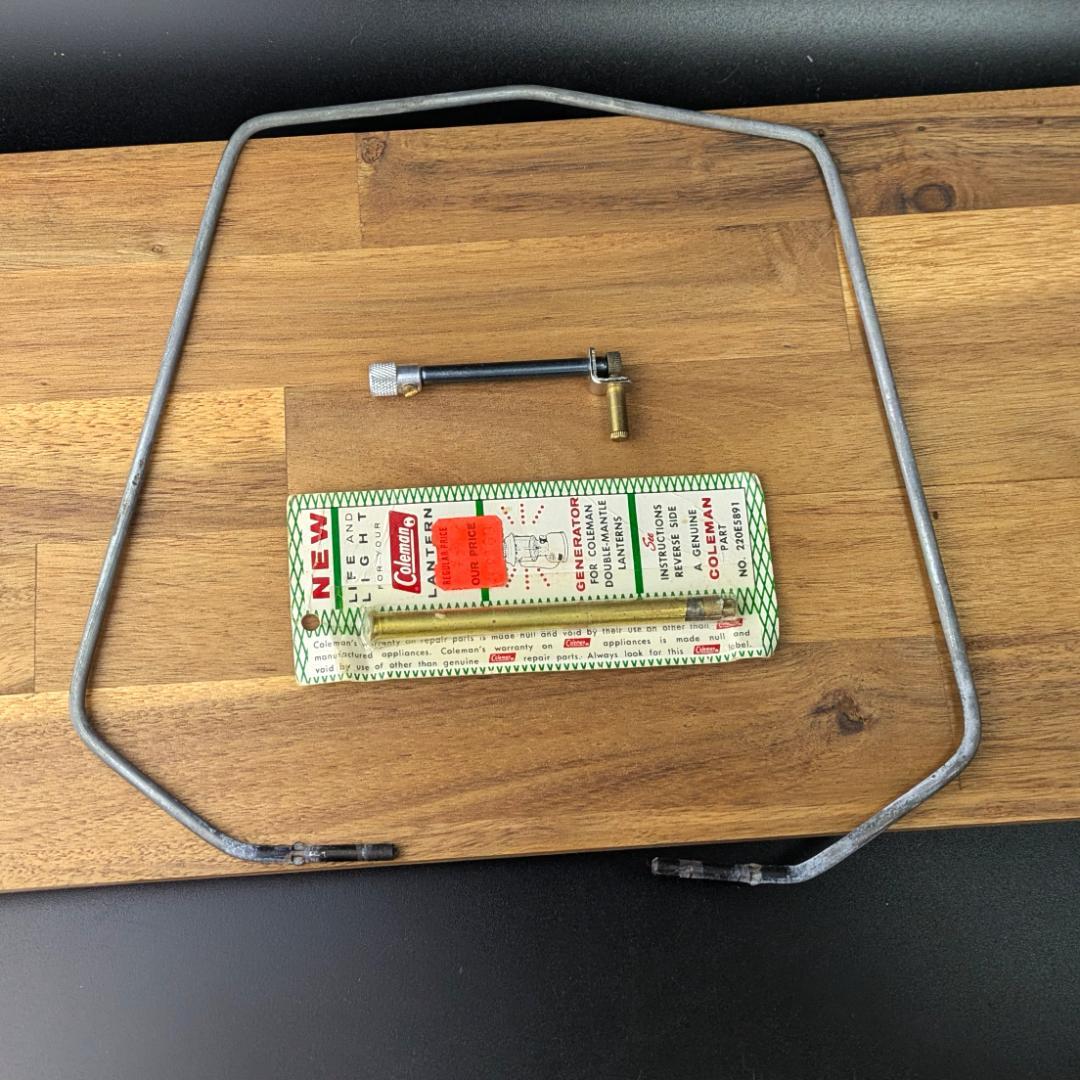 とてもきれいなランタン コールマン1976年11月Coleman275 箱付き