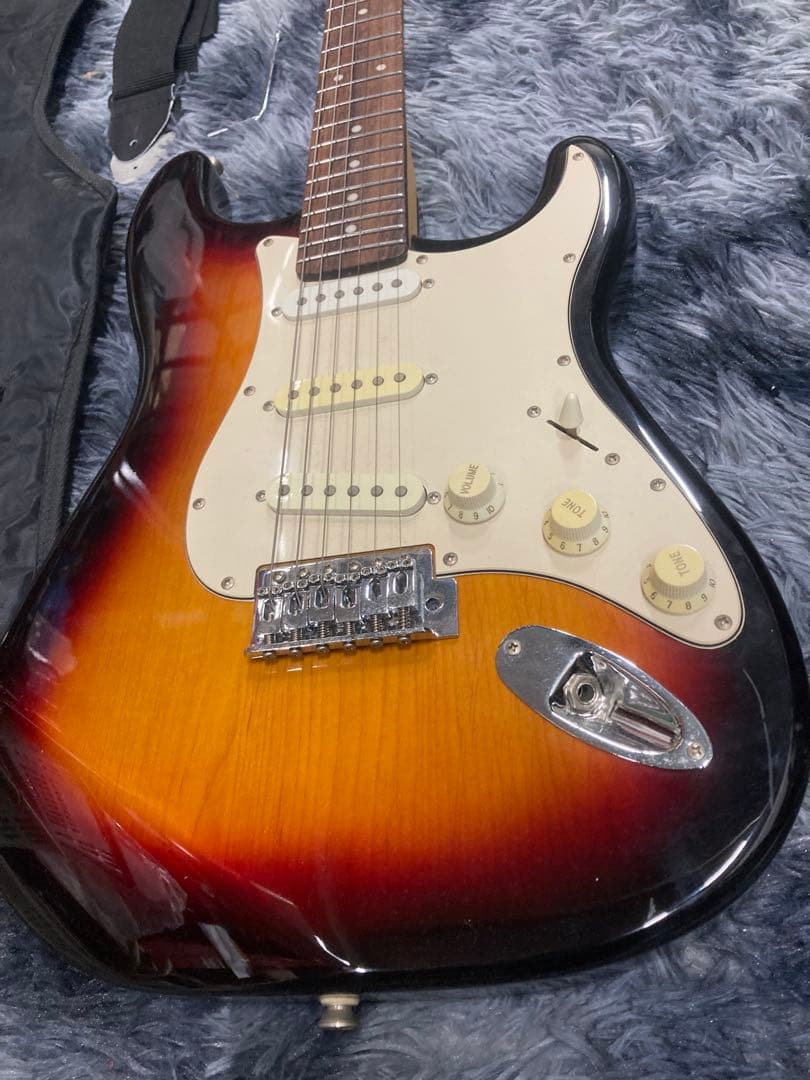 (K)Mavis メイビス　エレキギター SERIAL NO.320081