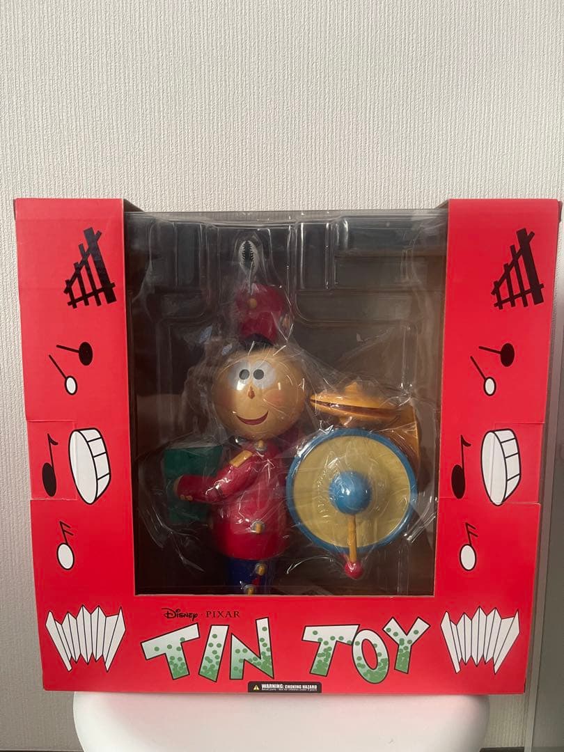世界500体限定　トイストーリー　ピクサー　ティントイ　フィギュア