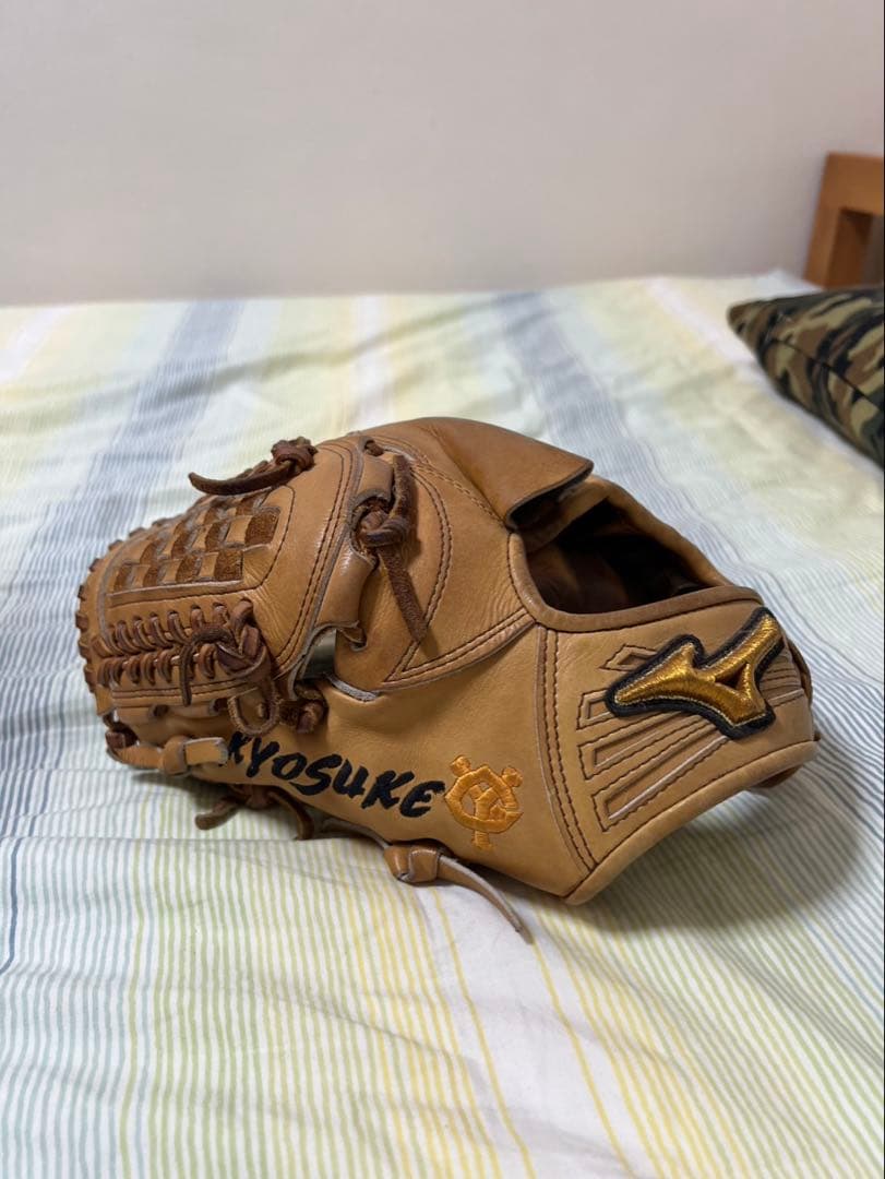 巨人 高木京介グローブ