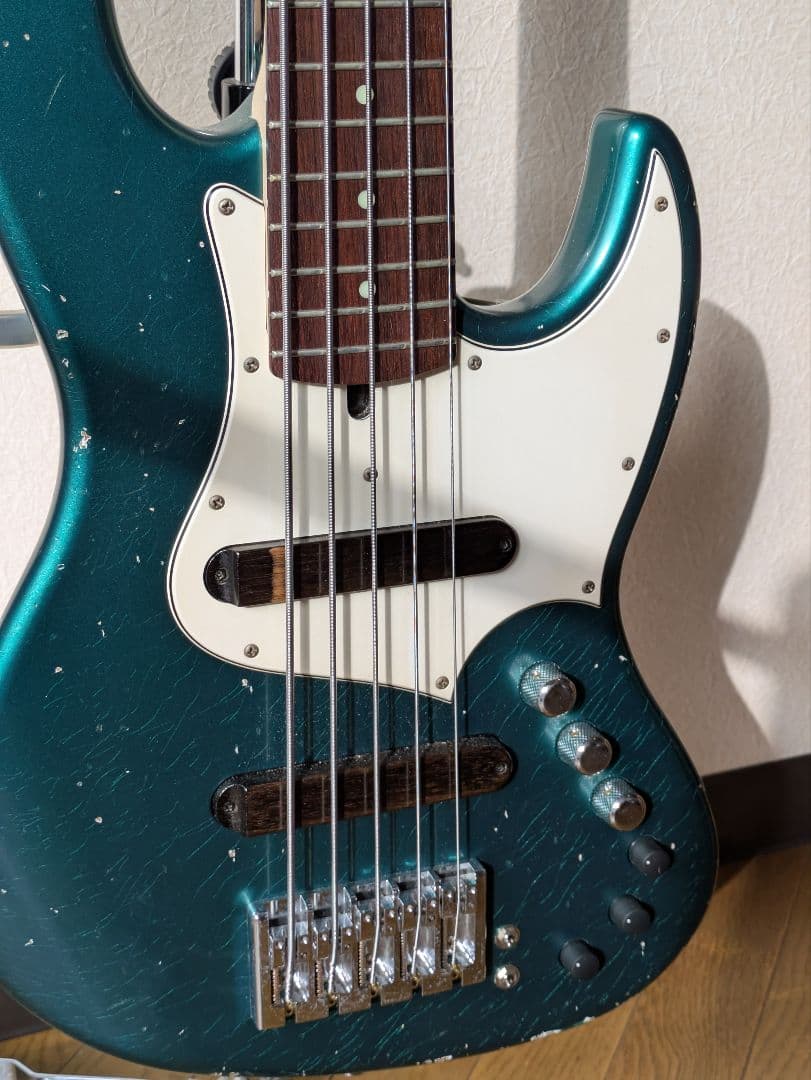 ベース Xotic XJ-1T 5st Sherwood Green lic