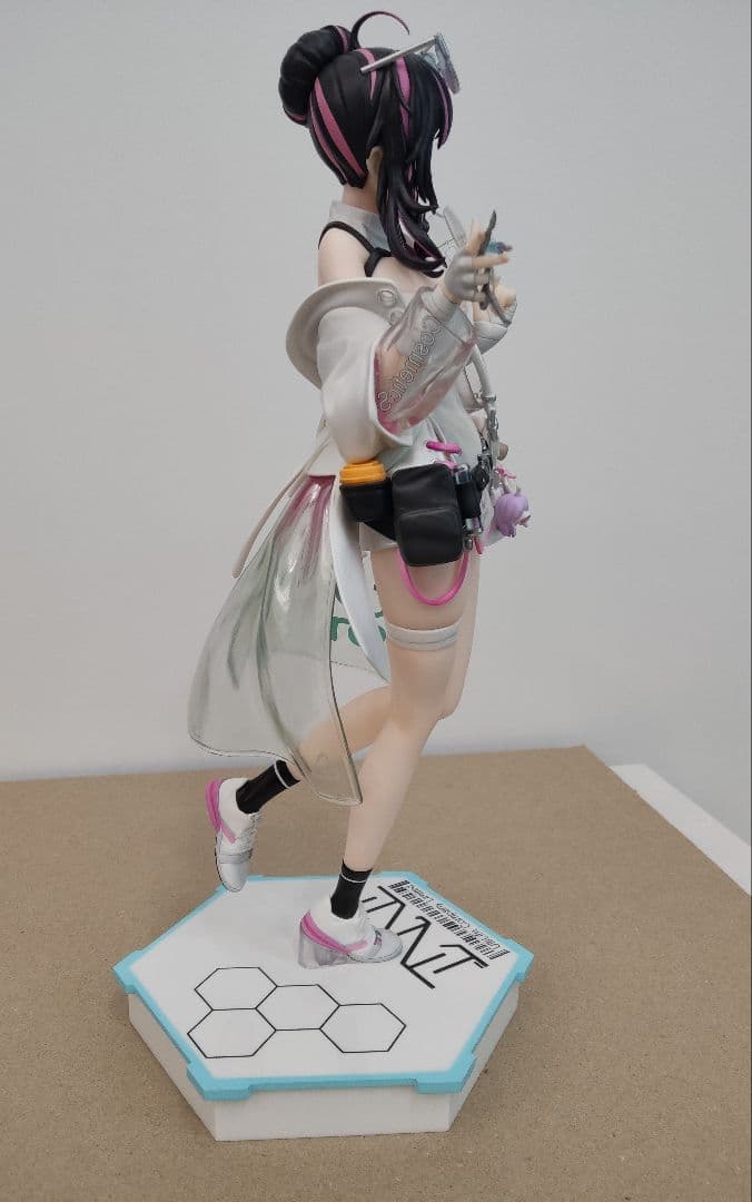 『ニューラルクラウド』 ヴィー フィギュア