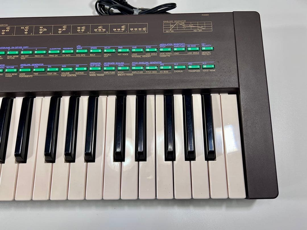 YAMAHA DX21 シンセサイザー 61鍵