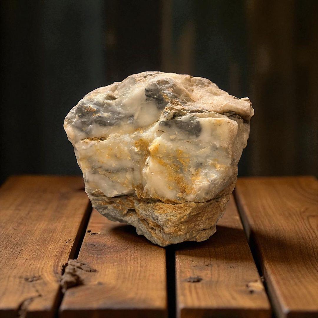 鹿児島県　串木野鉱山　金鉱石　2.0kg