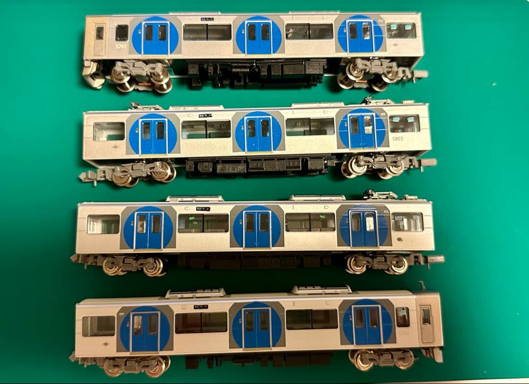 鉄コレ 阪神5700系 4両(動力化、室内灯装着、先頭車前尾灯点灯) tomix