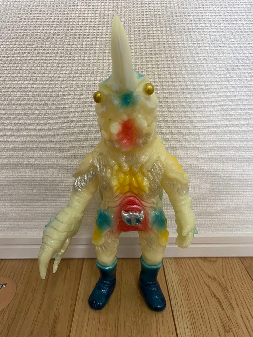 ソフビ　ヤモマーク　ザリキング