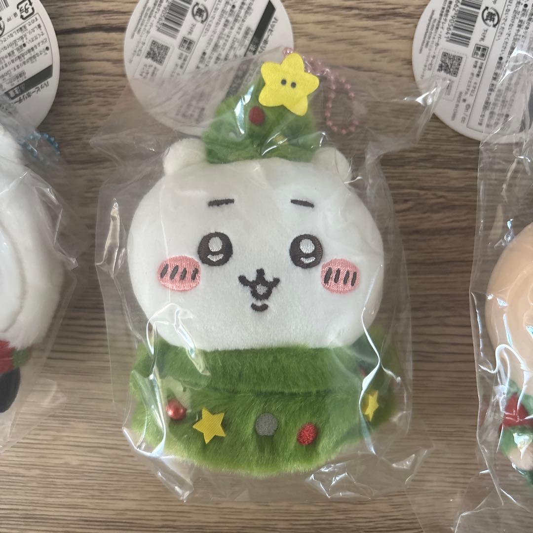 ちいかわ　ハッピーホリデーなマスコット3種