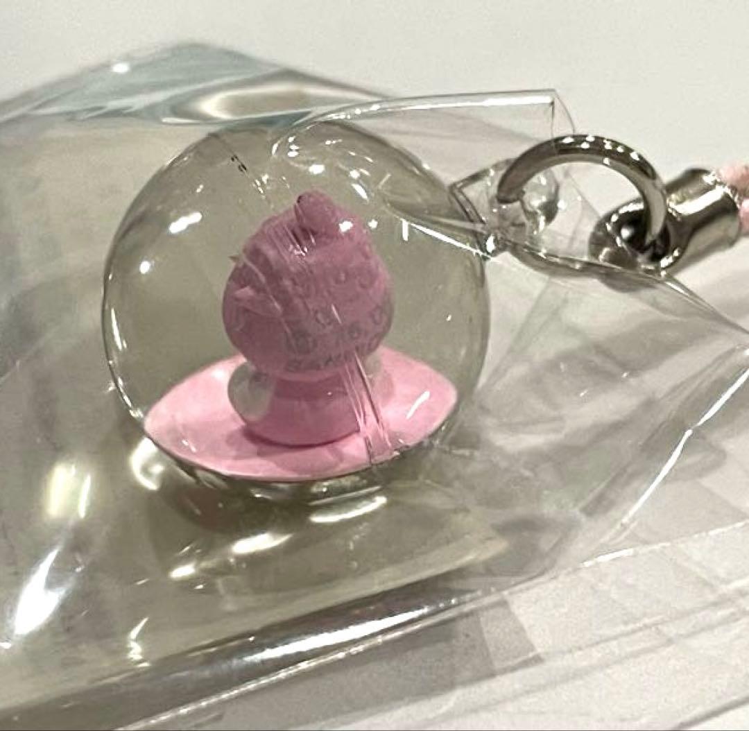 亀*様 ハローキティ 根付 ストラップ希少】 十二支　巳　水入り丸玉根付け