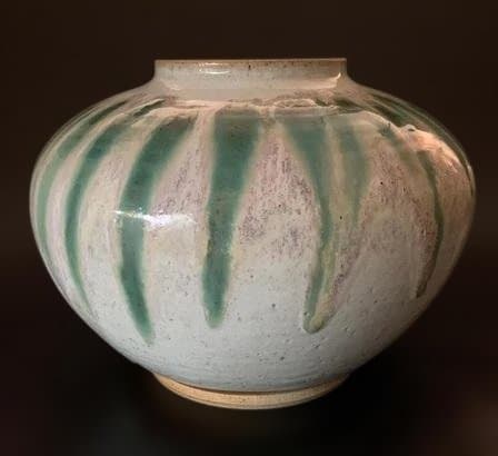 会津本郷焼 宗像窯 七代目 宗像亮一 大作 土灰白釉青流 蓋付 飾り壺