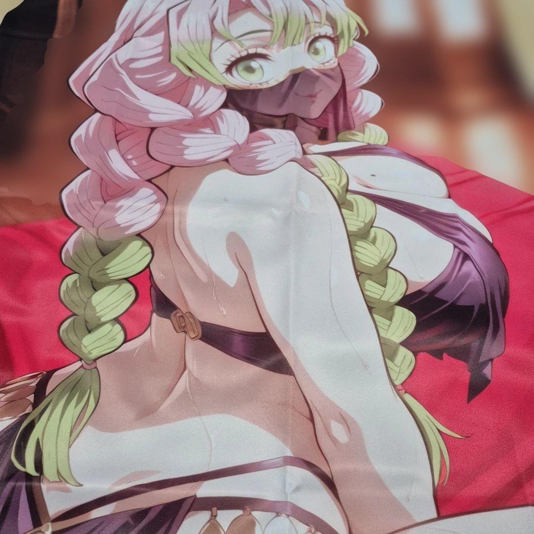 甘露寺蜜璃ドでかB1タペストリー ピンク緑