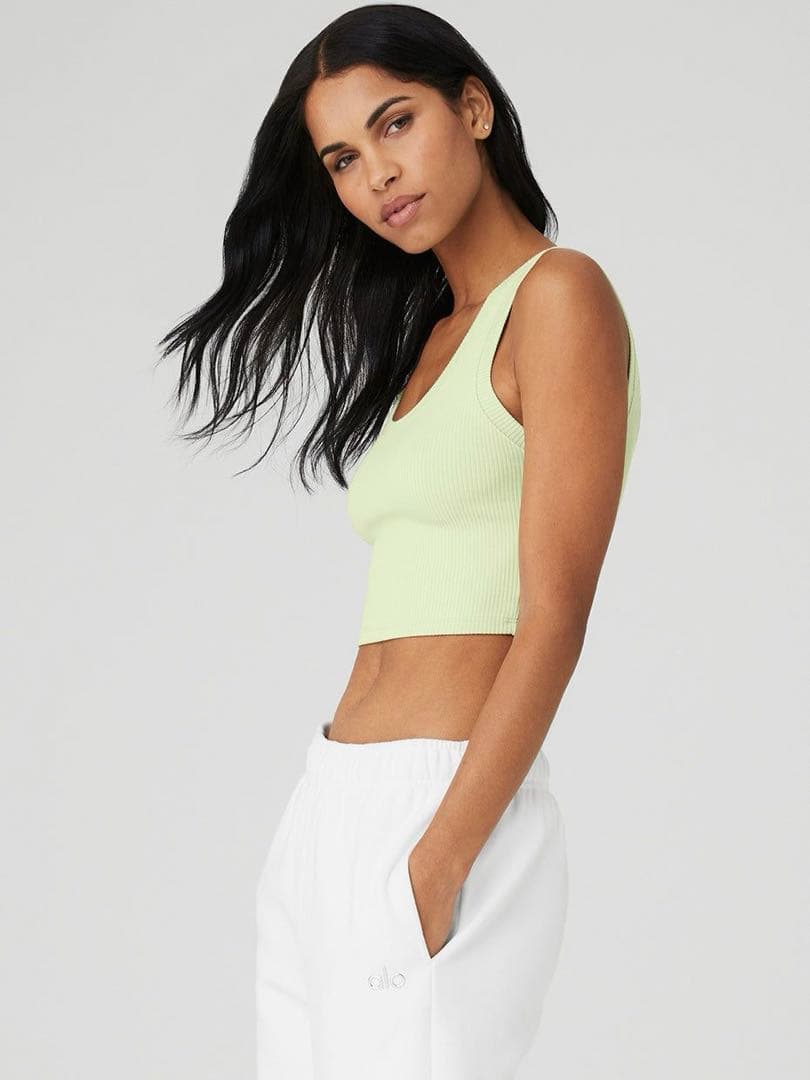 Alo アロ リブタンクトップ Iced Green Tea Sサイズ