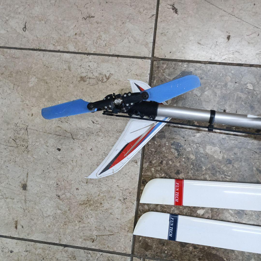 カ*ロ様 3507)HIROBO SDX ラジコンヘリコプター本体 型番不明